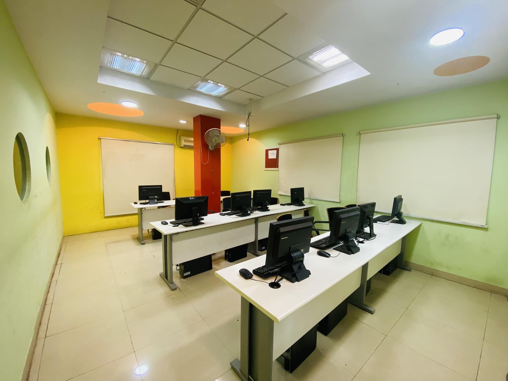 Arena Animation Office Interior photo 7